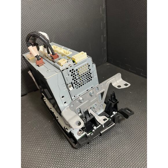 2013-18 Toyota Rav4 AM FM CD Player Radio Receiver Model: FT0045A AS IS - Picture 9 of 9